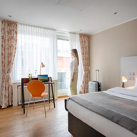 Am Brinkerplatz Отель 3*